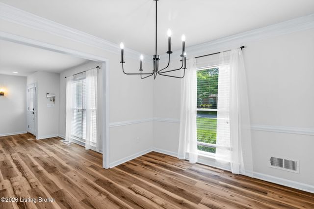 8205 Pipilo Pl, Louisville, KY 40242