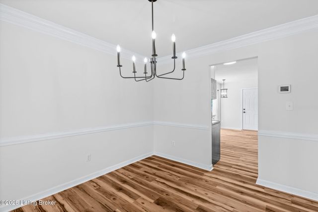 8205 Pipilo Pl, Louisville, KY 40242