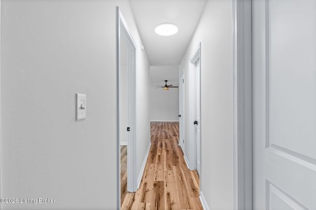 8205 Pipilo Pl, Louisville, KY 40242