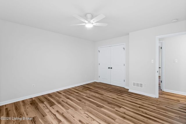 8205 Pipilo Pl, Louisville, KY 40242