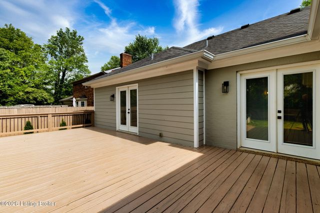 8205 Pipilo Pl, Louisville, KY 40242