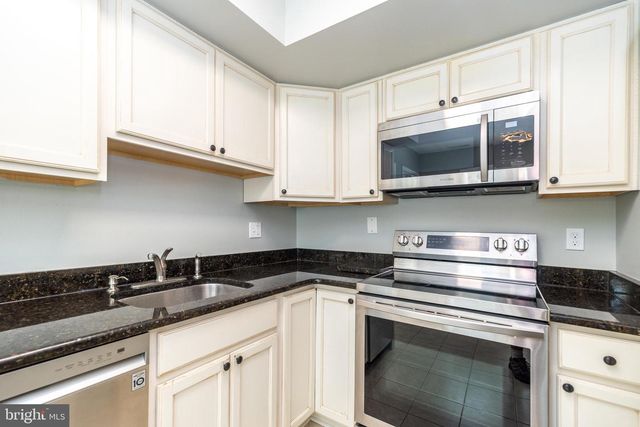 69 LOGGER MILL RD, Horsham, PA 19044