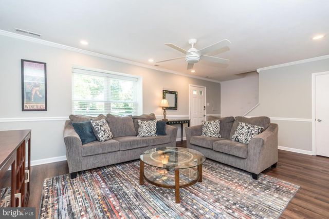 69 LOGGER MILL RD, Horsham, PA 19044