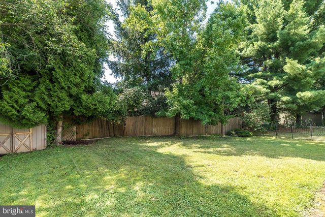 69 LOGGER MILL RD, Horsham, PA 19044