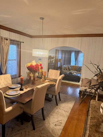 10215 S Charles Street, Chicago, IL 60643