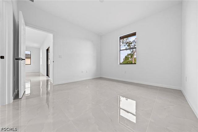 3305 43rd ST W, Lehigh Acres, FL 33971