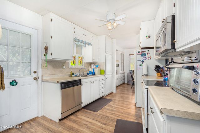 2650 W Union Hills Drive 155, Phoenix, AZ 85027