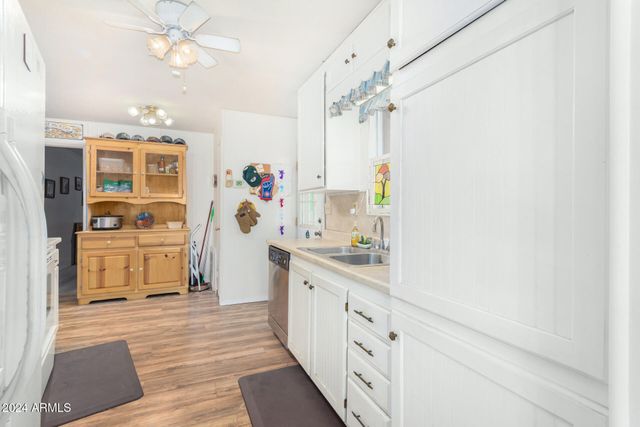 2650 W Union Hills Drive 155, Phoenix, AZ 85027