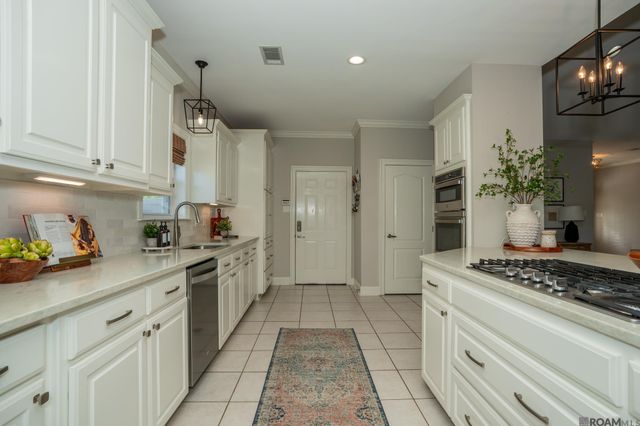 14164 Bayou Terrace Dr, St Amant, LA 70774