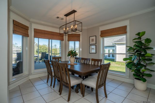 14164 Bayou Terrace Dr, St Amant, LA 70774