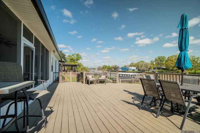 14164 Bayou Terrace Dr, St Amant, LA 70774