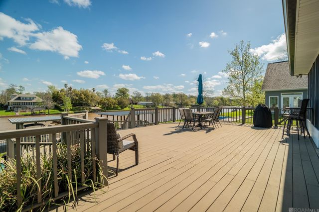 14164 Bayou Terrace Dr, St Amant, LA 70774