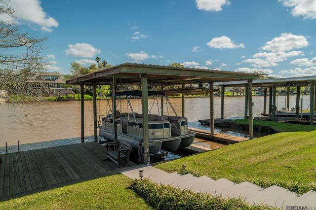 14164 Bayou Terrace Dr, St Amant, LA 70774