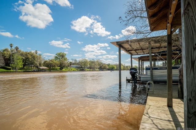 14164 Bayou Terrace Dr, St Amant, LA 70774