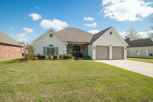 14164 Bayou Terrace Dr, St Amant, LA 70774