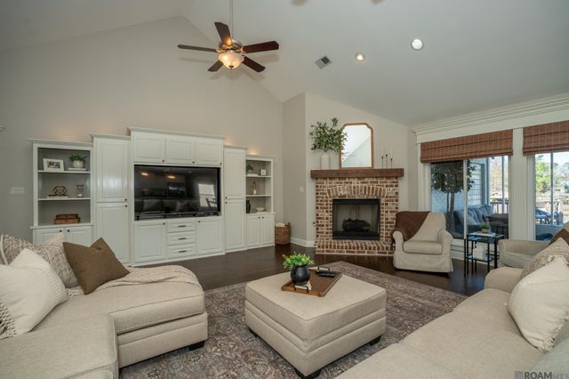 14164 Bayou Terrace Dr, St Amant, LA 70774