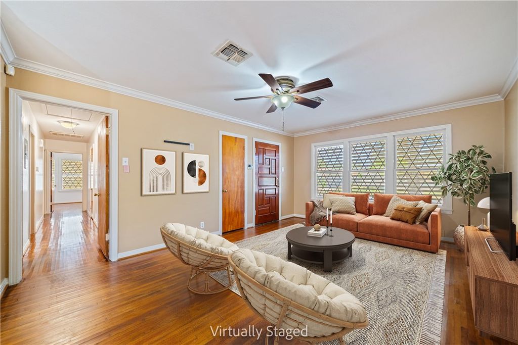 4122 Cott St, Corpus Christi, TX 78411 — photo 3