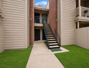 12500 Sandpiper Drive 27, Houston, TX 77035