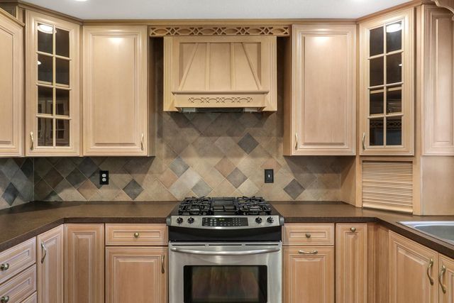 13620 Vinewood Lane N, Dayton, MN 55327