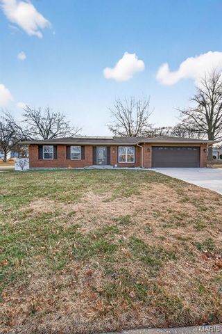 21 Lemon Tree Drive, St Peters, MO 63376