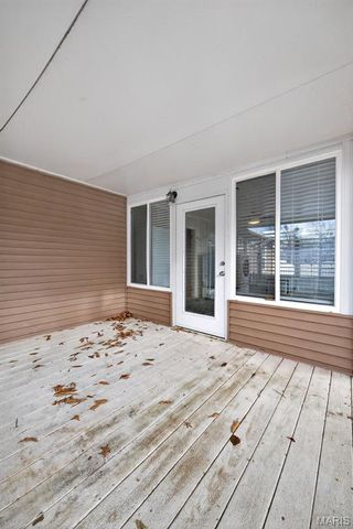 21 Lemon Tree Drive, St Peters, MO 63376