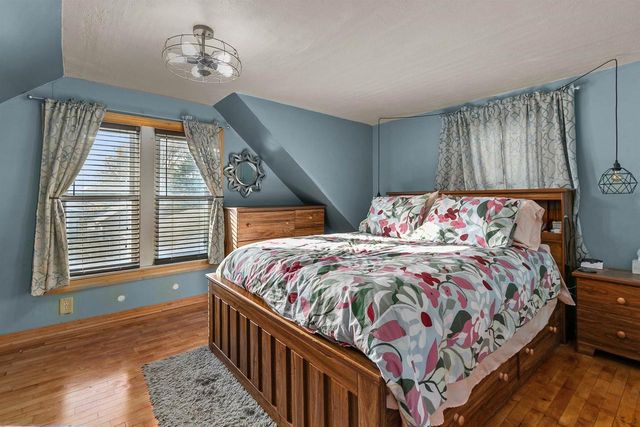 215 E WINNEBAGO STREET, Appleton, WI 54911