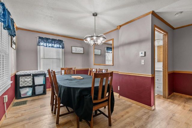 215 E WINNEBAGO STREET, Appleton, WI 54911