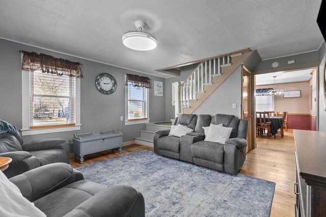 215 E WINNEBAGO STREET, Appleton, WI 54911