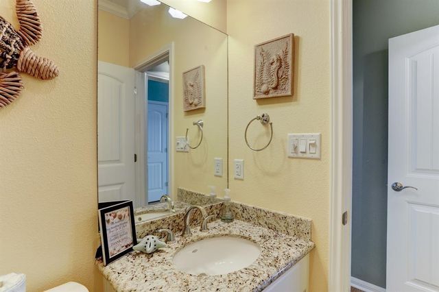 934 S Cove, Crystal Beach, TX 77650
