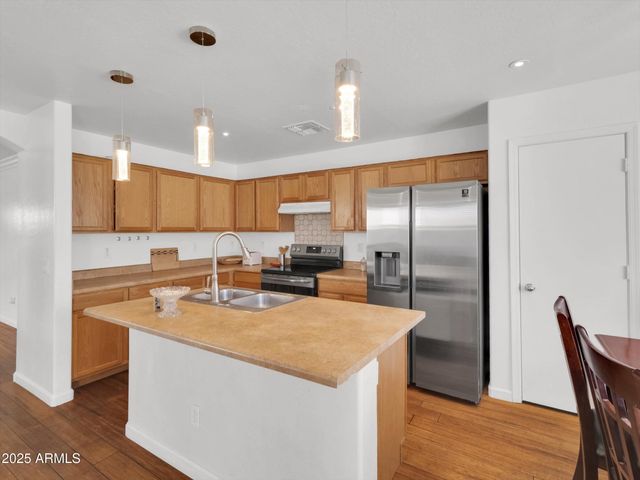 10911 W MEADOWBROOK Avenue, Phoenix, AZ 85037