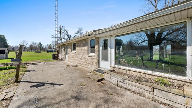 3322 Tunnelton Road, Bedford, IN 47421