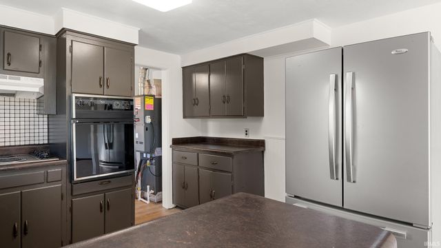 3322 Tunnelton Road, Bedford, IN 47421