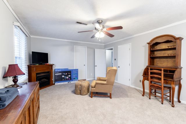 4340 Meadow Lane, Paducah, KY 42001