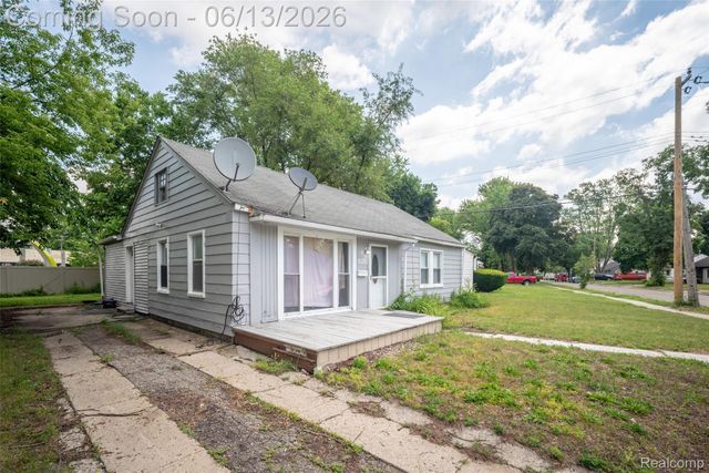 10760 Troy Street, Oak Park, MI 48237