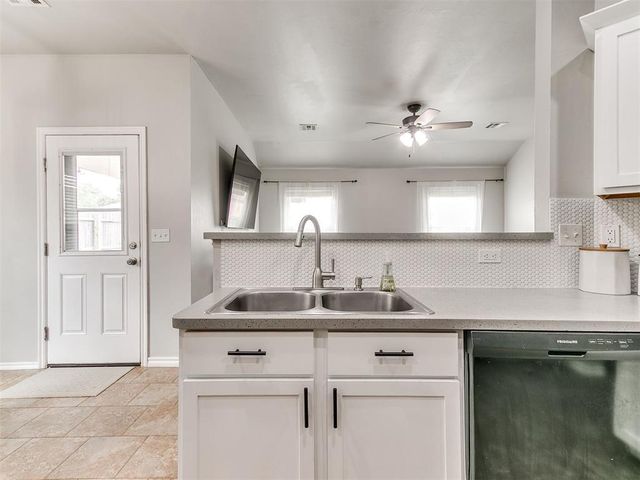 709 NE 20th Terrace, Newcastle, OK 73065