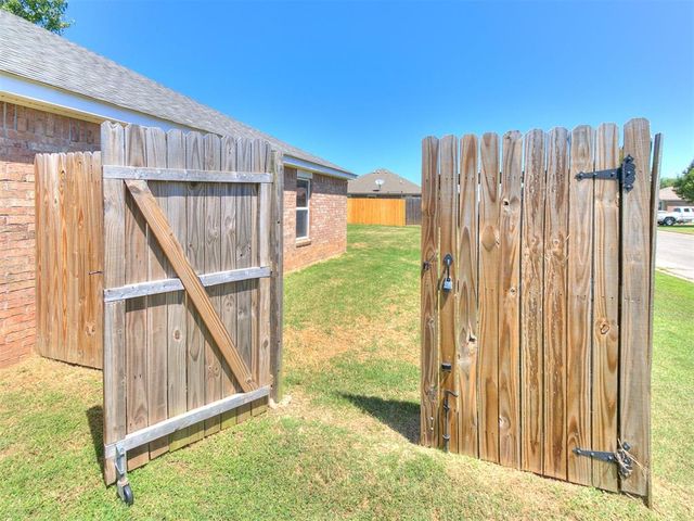 709 NE 20th Terrace, Newcastle, OK 73065