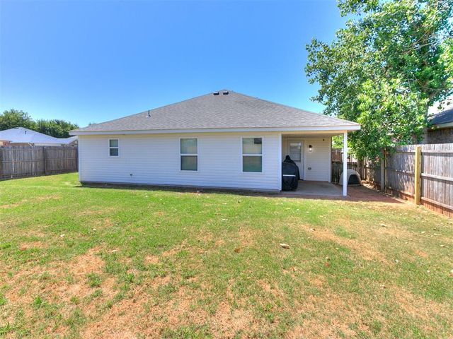 709 NE 20th Terrace, Newcastle, OK 73065