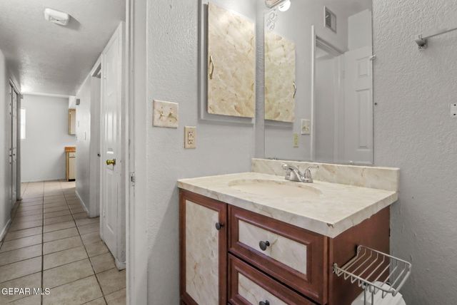 3801 Olympic Avenue, El Paso, TX 79904