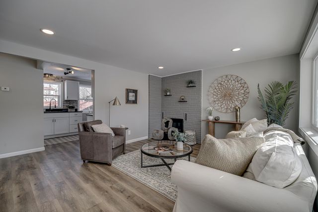 1690 2nd Avenue, Newport, MN 55055