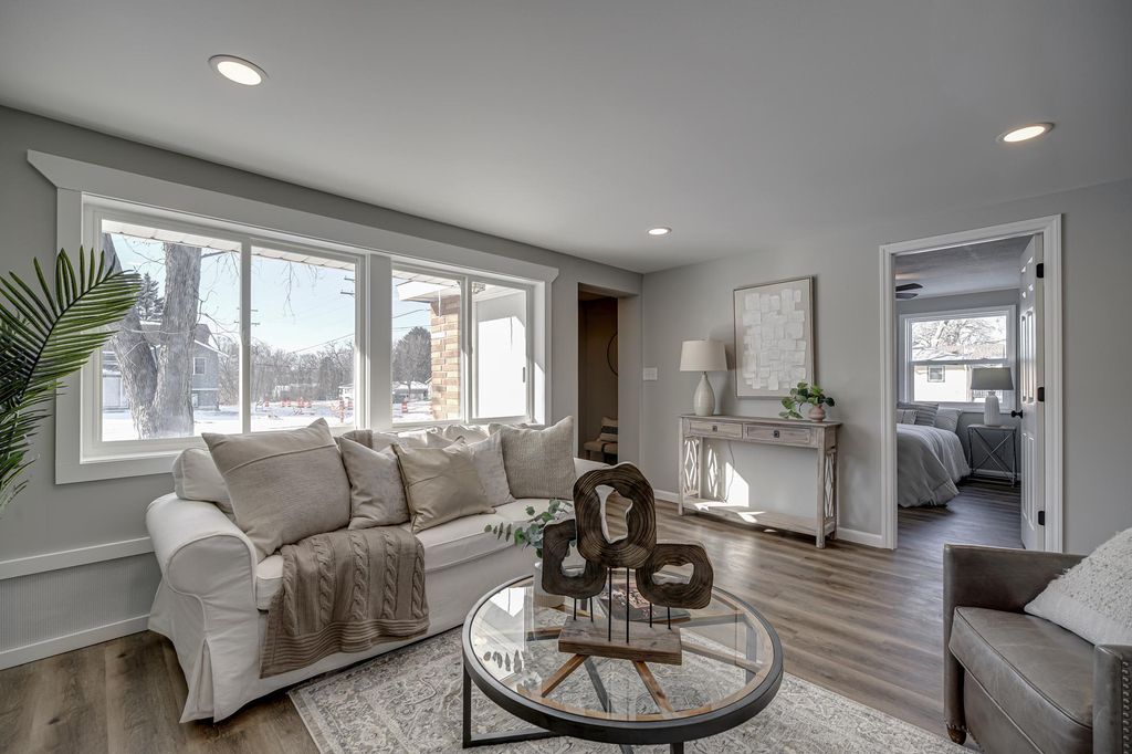 1690 2nd Avenue, Newport, MN 55055