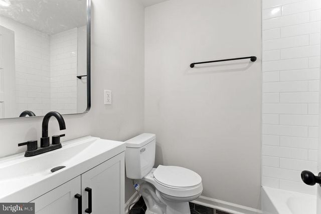 10221 DAHLGREN RD, King George, VA 22485