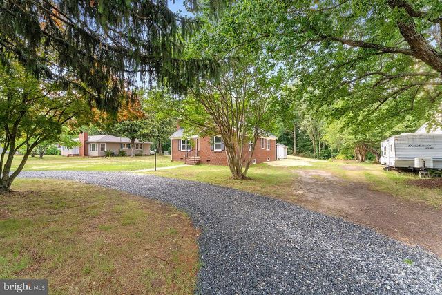 10221 DAHLGREN RD, King George, VA 22485