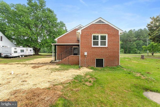 10221 DAHLGREN RD, King George, VA 22485