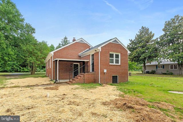 10221 DAHLGREN RD, King George, VA 22485