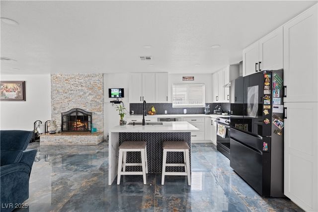 4231 Rimcrest Road, Las Vegas, NV 89121