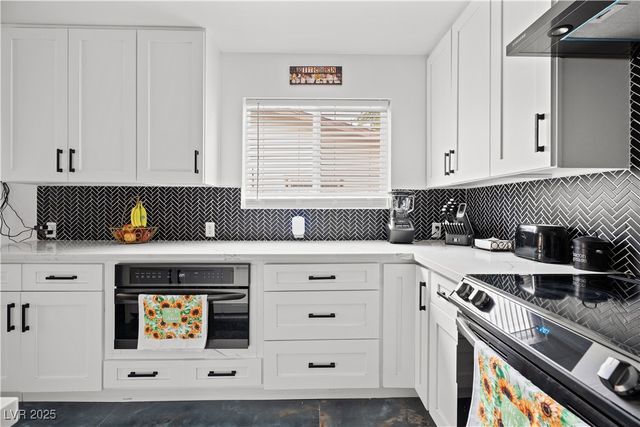 4231 Rimcrest Road, Las Vegas, NV 89121