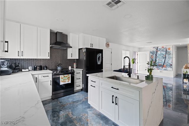 4231 Rimcrest Road, Las Vegas, NV 89121