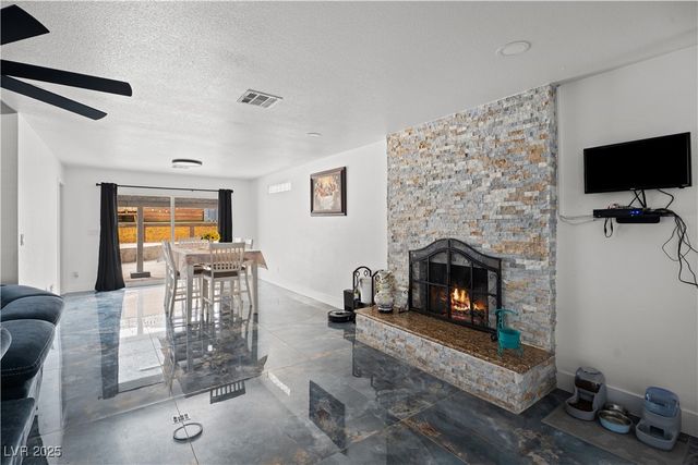 4231 Rimcrest Road, Las Vegas, NV 89121