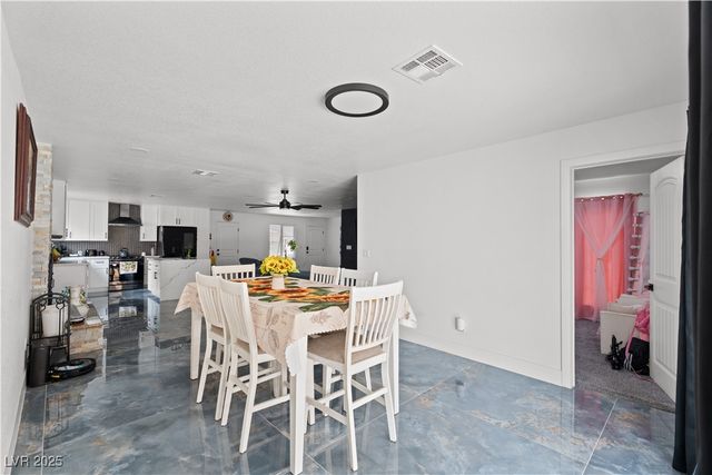 4231 Rimcrest Road, Las Vegas, NV 89121