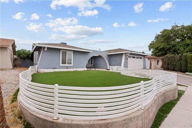 4231 Rimcrest Road, Las Vegas, NV 89121